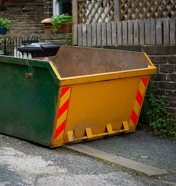 Reliable 4-yard midi skip hire Harrogate delivery service
